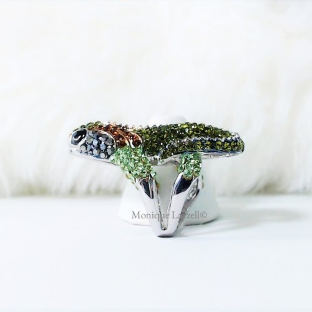 Green Crystal Lizard Cocktail Ring